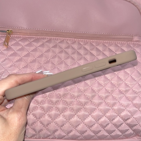 iPhone 13 Cases - Picture 6 of 16